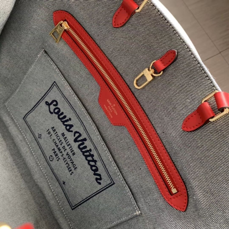 lienzo de mezquito de Louis Vuitton Monogram Onthego GM M44992-8