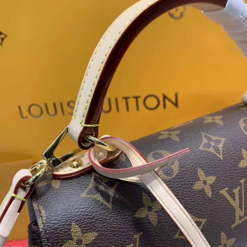 Luis Vuitton Monogram Canvas Cluny BB M44863-4