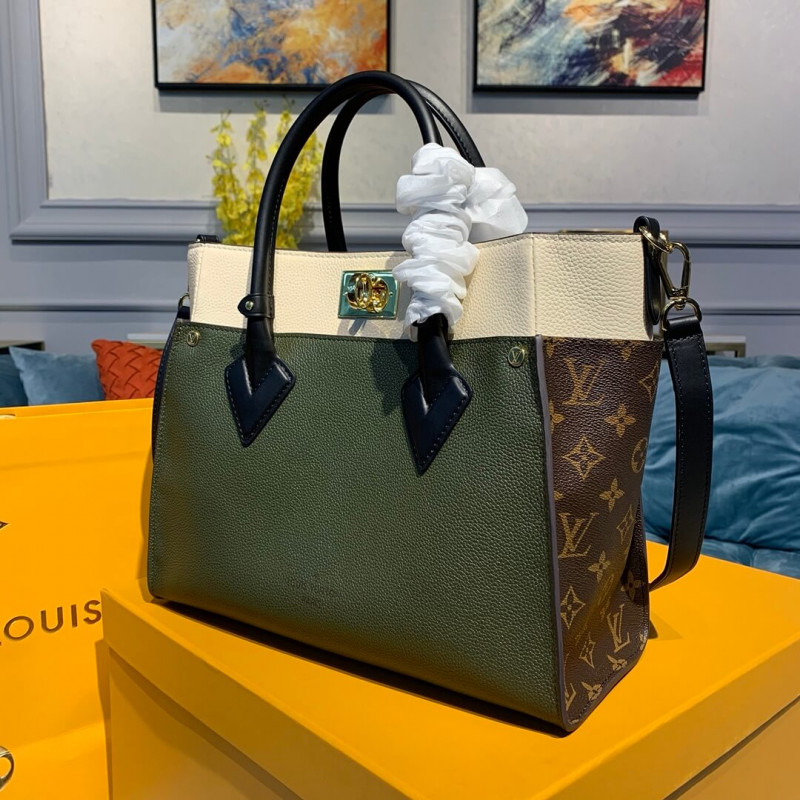 Louis Vuitton a mi lado M55302-2