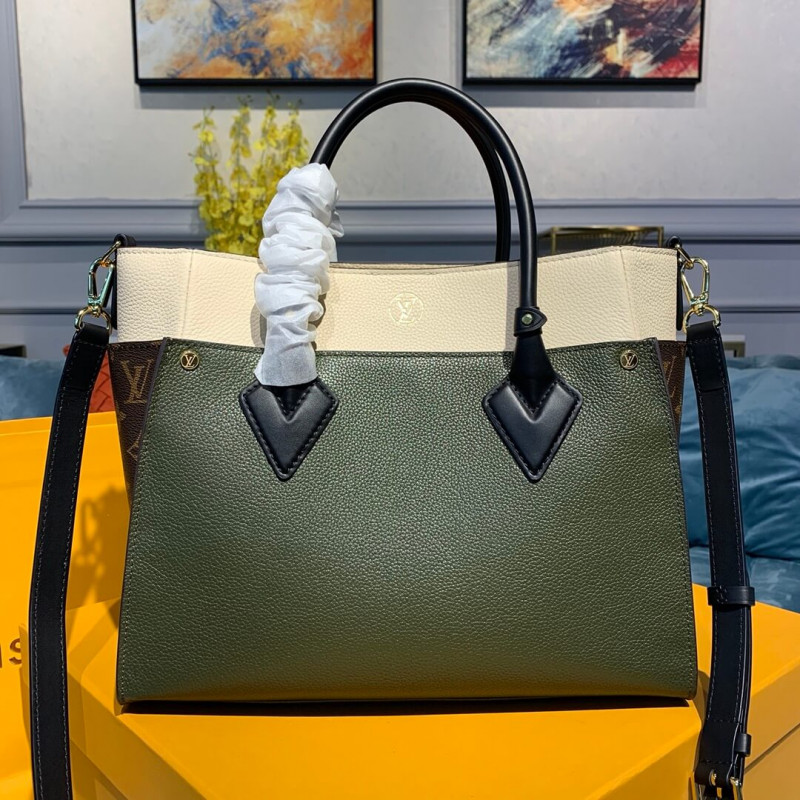 Louis Vuitton a mi lado M55302-4