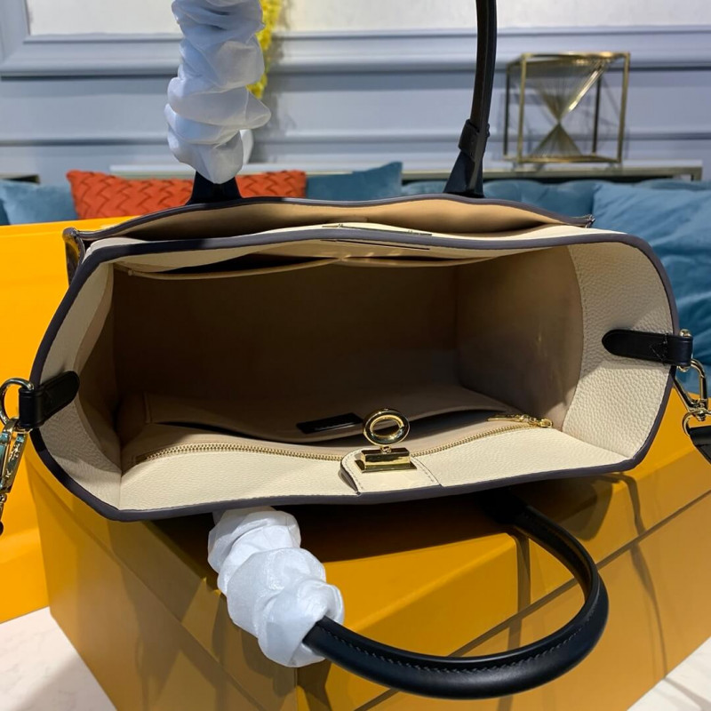 Louis Vuitton a mi lado M55302-9