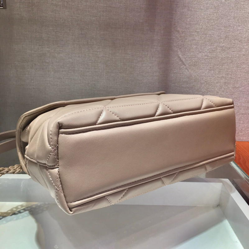 Bolsa de espectro de cuero Nappa de Prada 1BD231-5