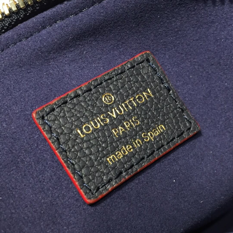 Louis Vuitton v Tote MM M44422 M44397 M44421-8