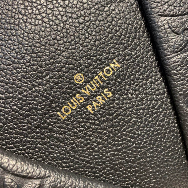 Louis Vuitton v Tote BB M44845 M44418 M44419 M44937-6