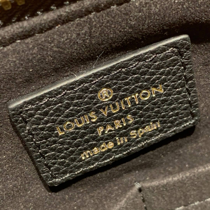 Louis Vuitton v Tote BB M44845 M44418 M44419 M44937-8