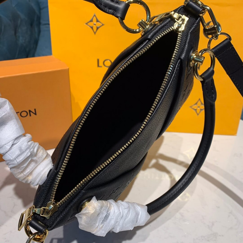 Louis Vuitton v Tote BB M44845 M44418 M44419 M44937-9