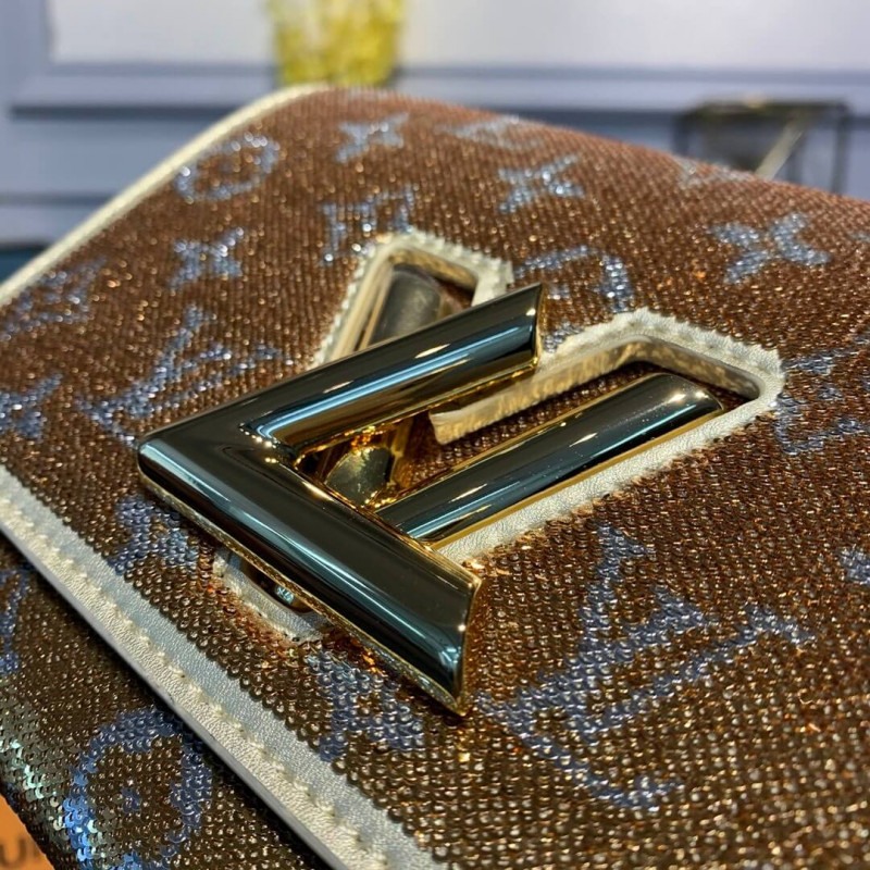 Louis Vuitton Twist PM con lentejuelas de oro M55842-4