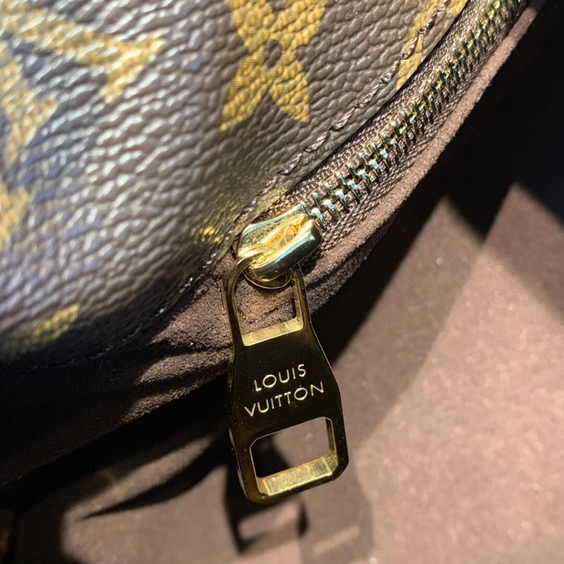 Louis Vuitton Monogram Canvas Metis M40781-8
