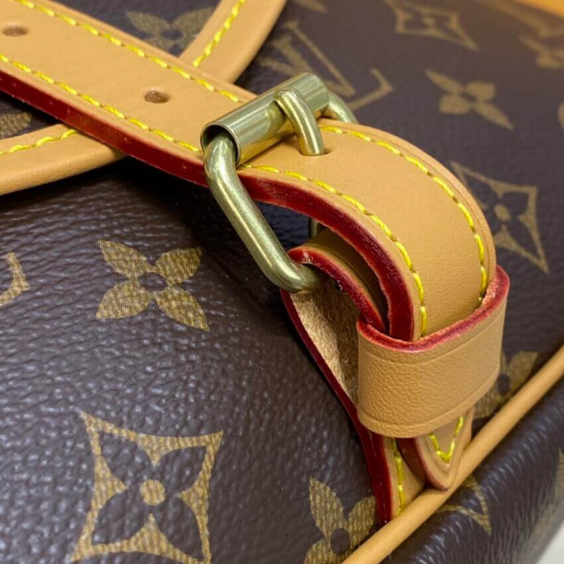 Louis Vuitton Monogram Canvas Saumur MM M42256-11