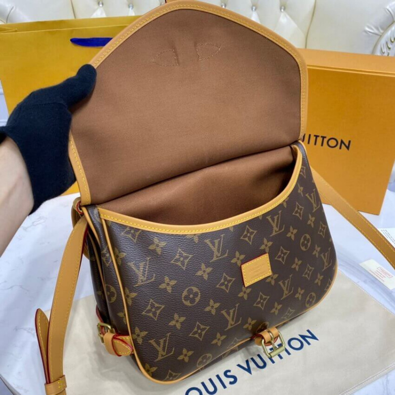 Louis Vuitton Monogram Canvas Saumur MM M42256-12