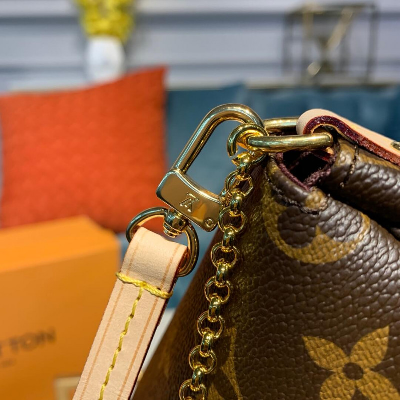 Louis Vuitton Monogram Canvas Favorito MM M40718-6