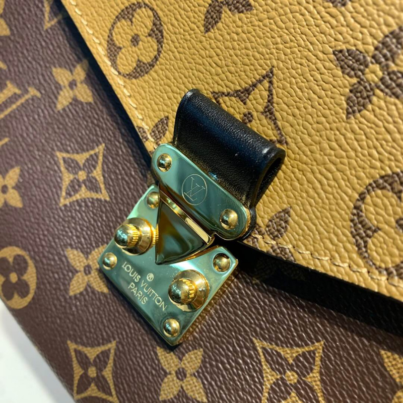 Louis Vuitton Monogram Canvas Pochette Metis M41465-5