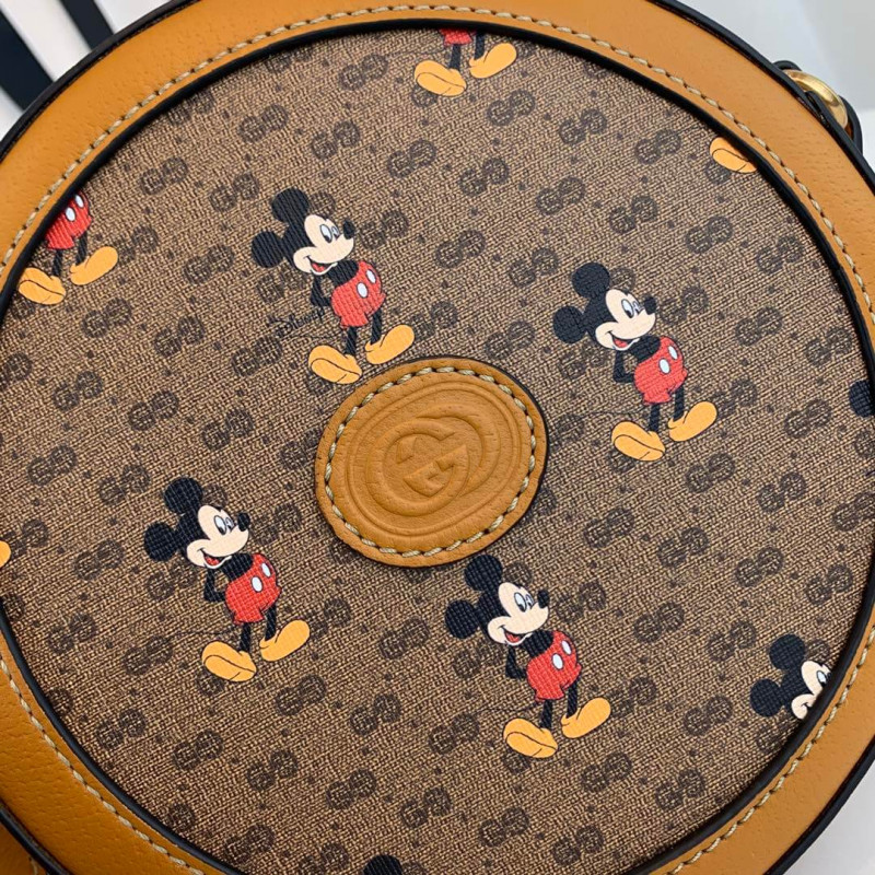 Bolso de hombro redondo de Disney X Gucci 603938-6