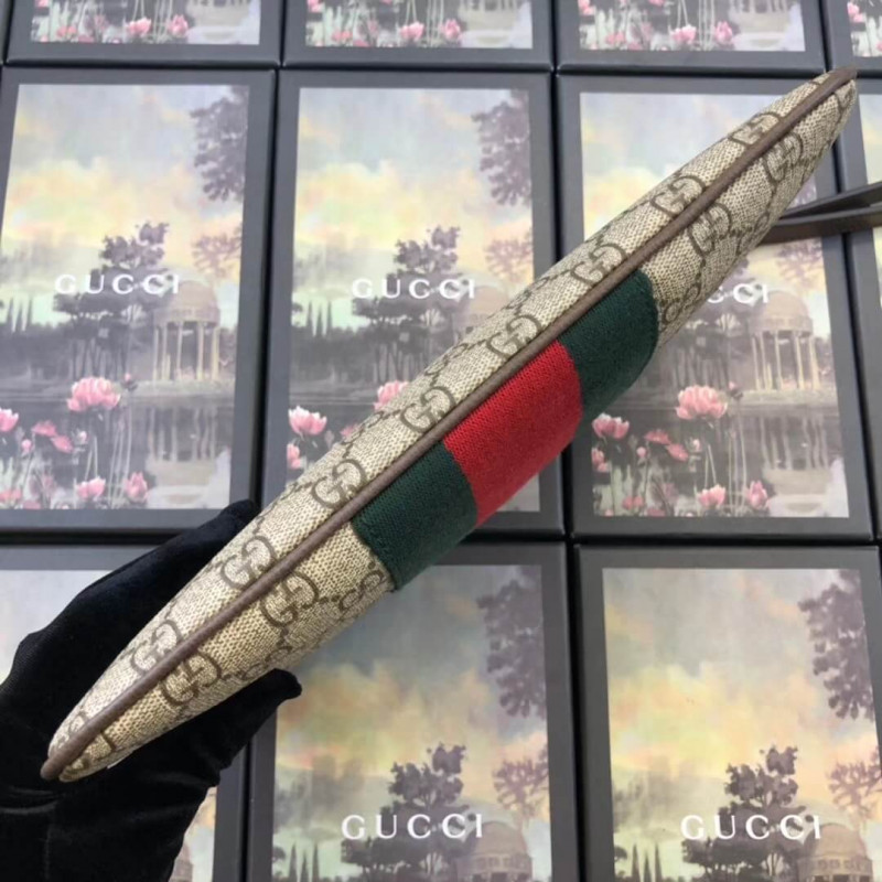 Gucci GG Supreme Pouch 449479-5
