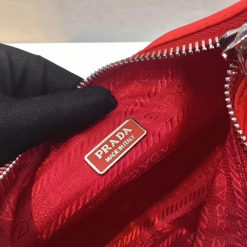 Bolsa Multi-Pochette de Nylon de reedición de Prada 1BH204-9