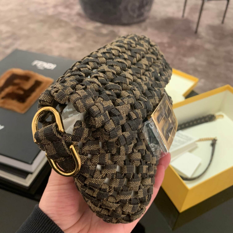 Fendi Bolsauette Jacquard Fabric Interlace Bolsa 8Br600-6