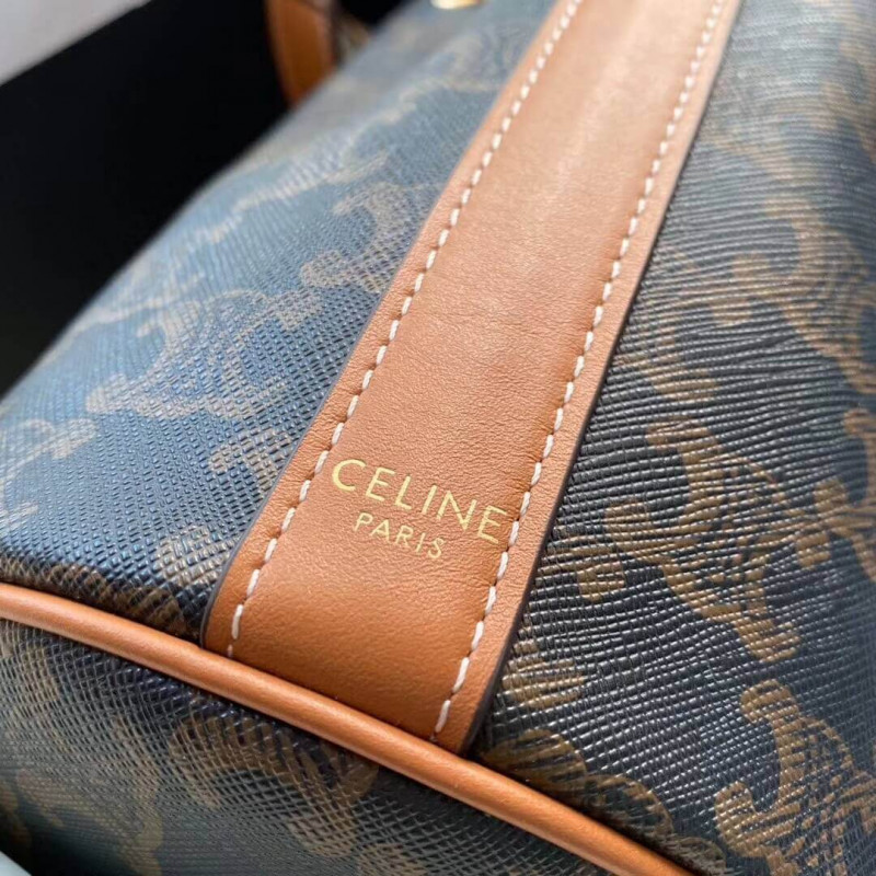 Celine Small Drawstring Bolsa en Triunfe Canvas 191142-7