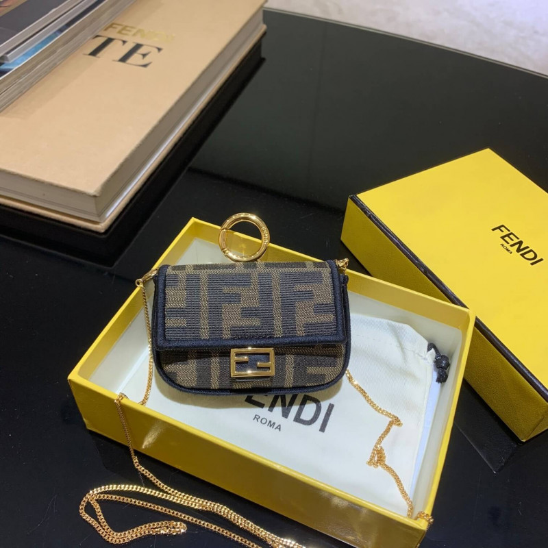Fendi Nano Bolsauette Charm en tela marrón 7ar844-1