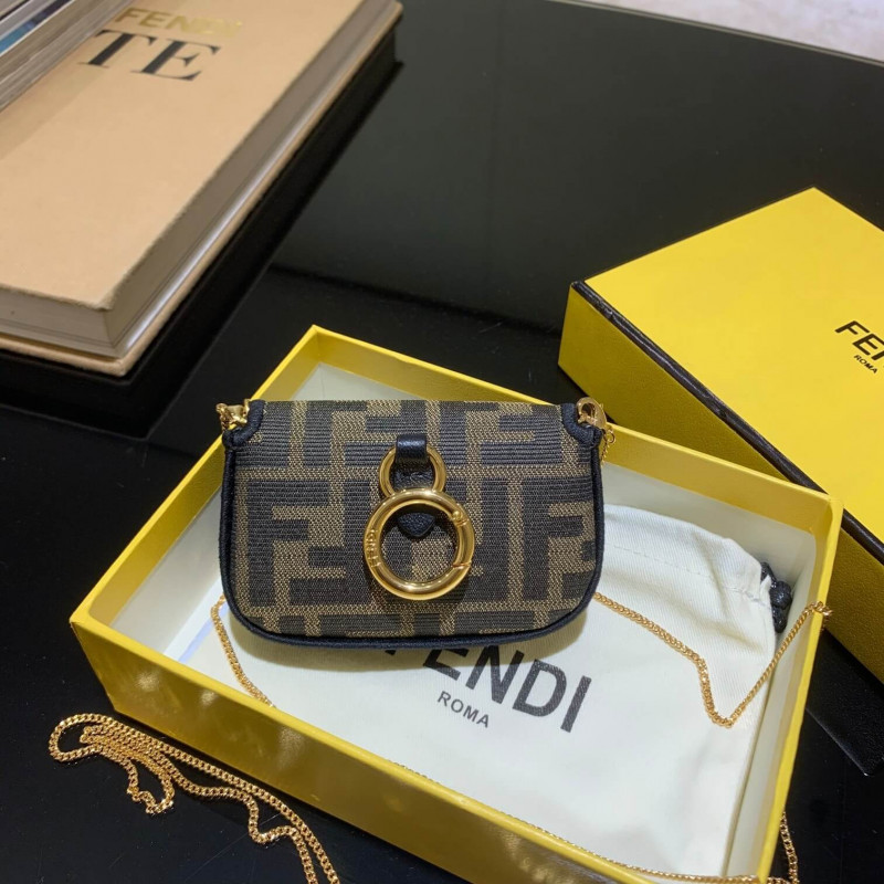 Fendi Nano Bolsauette Charm en tela marrón 7ar844-9