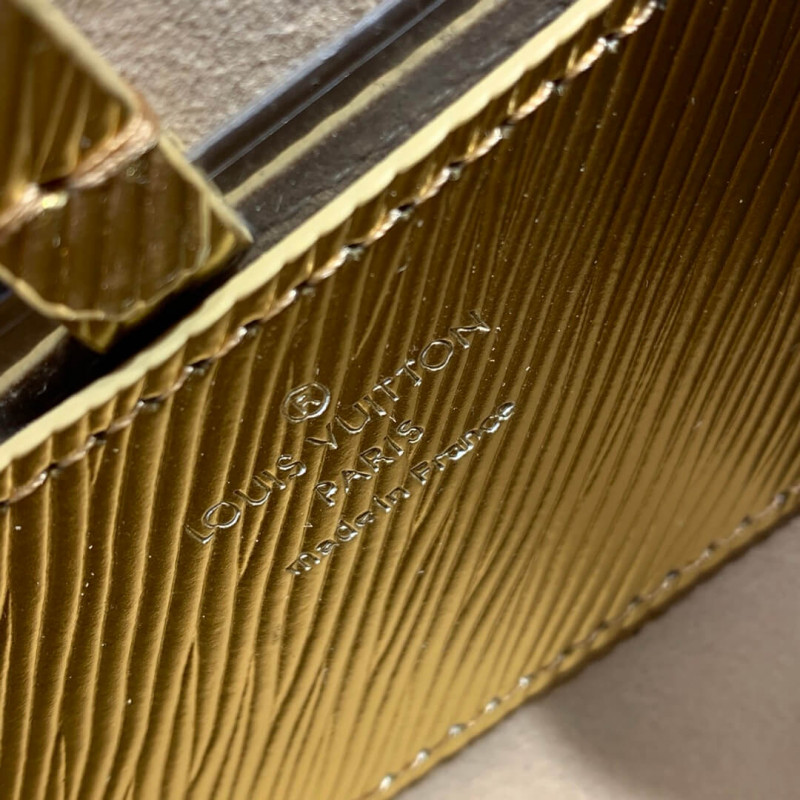 Louis Vuitton Epi Leather Twist PM M50332 Oro-7