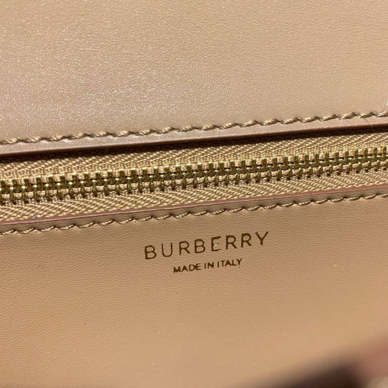 Burberry Medium Bolle de cuero de dos tonos TB 80111991-5