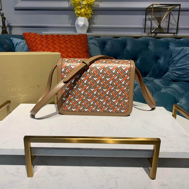 Burberry Small Monogram Lambskin TB Bolsa 80147841-2