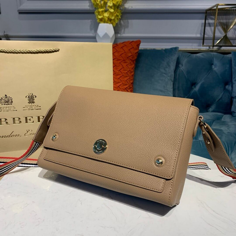 Burberry Grainy Leather Note Crossbody Bolsa 80219061-1