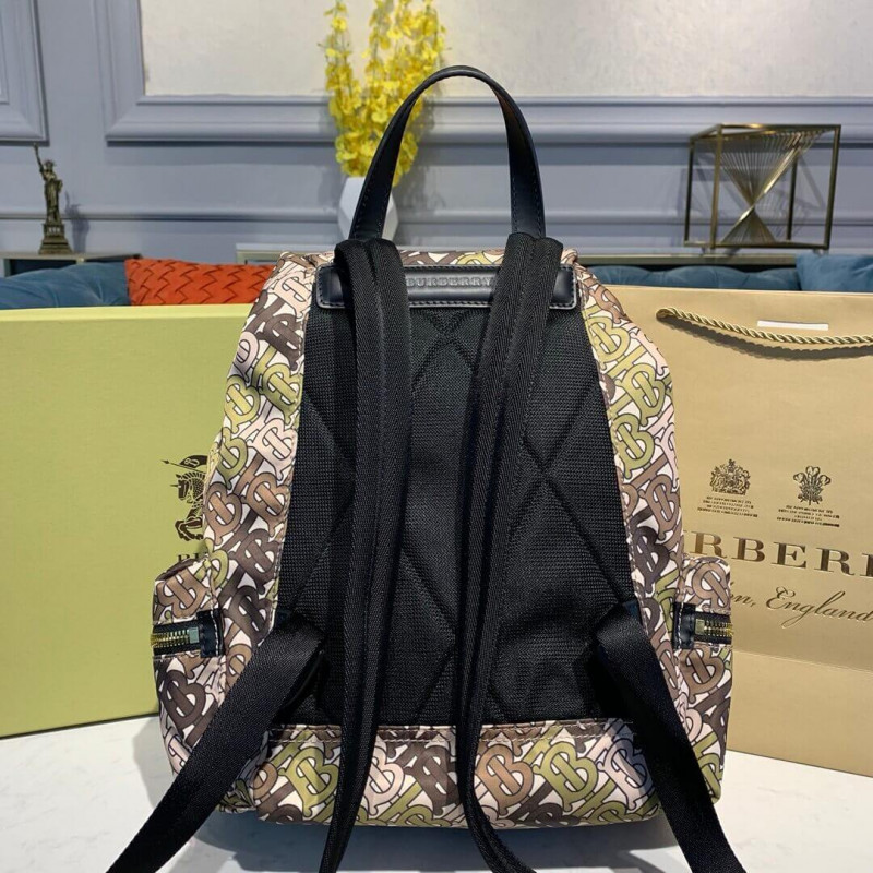 Burberry La mochila mediana en monograma impreso nylon 80118051-2