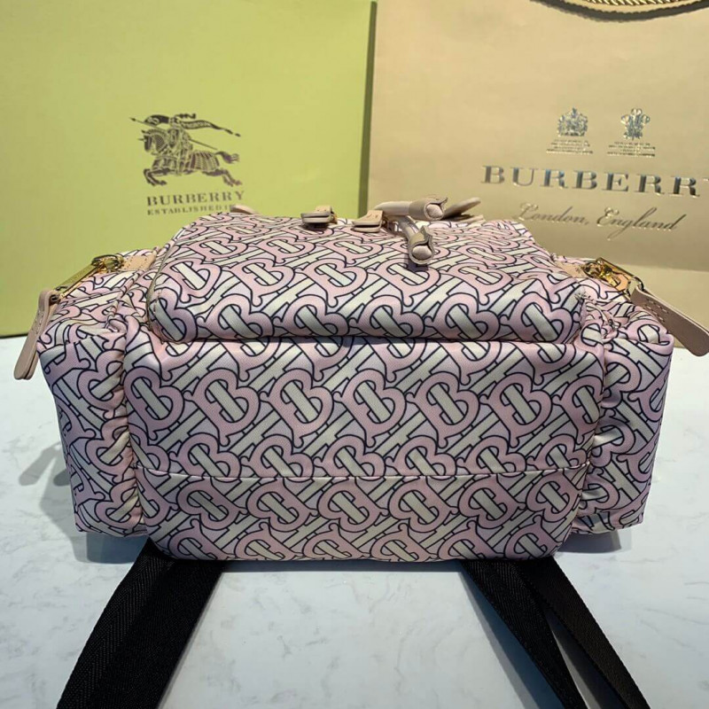 Burberry La mochila mediana en monograma impreso nylon 80116391-3
