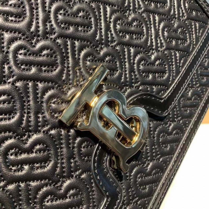 Burberry Medium Monogram Lambskin Bolsa 80149311-4