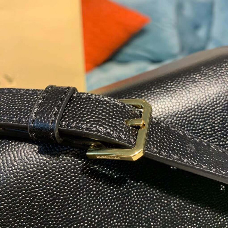 Burberry Medium Grainy Leather TB Bolsa 80193431-5
