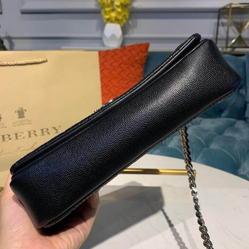 Burberry pequeña Bolsa Lola Lola de piel acolchada 80224961-3