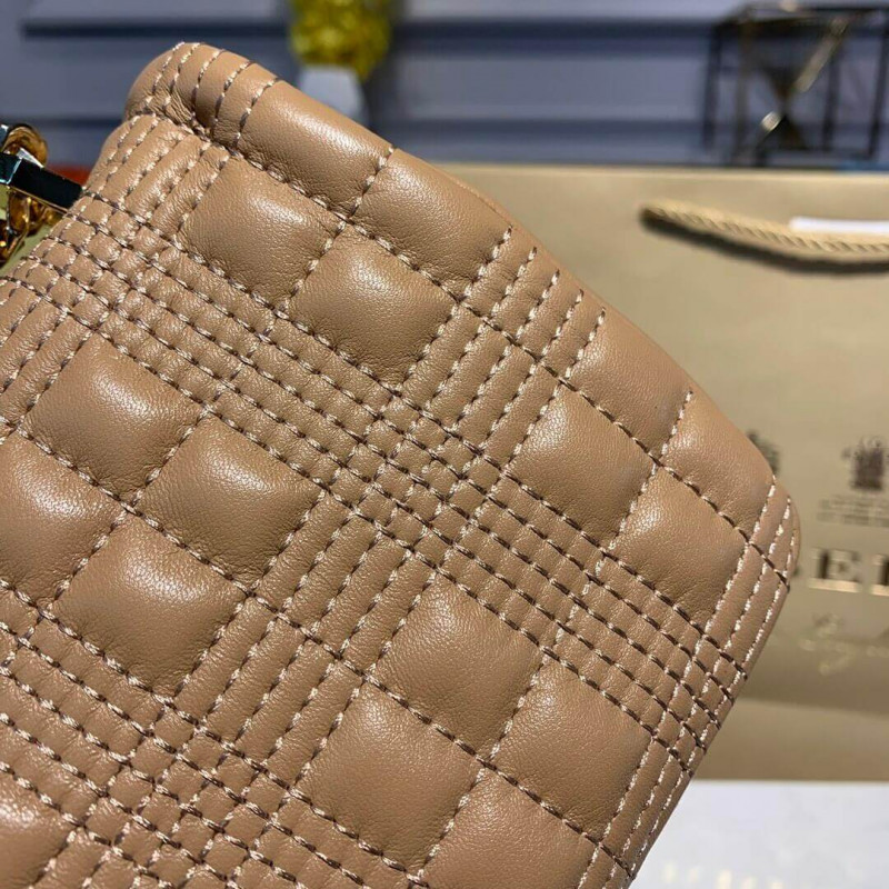 Burberry pequeña Bolsa Lola de piel de cordero acolchado 80208481-5