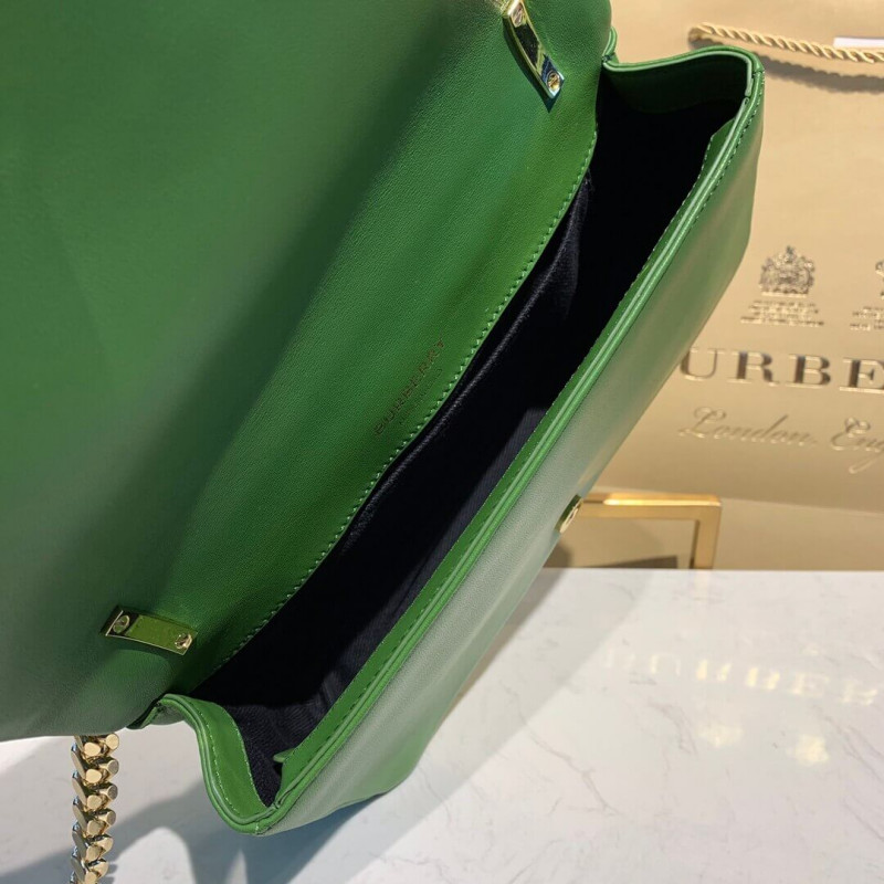 Burberry pequeña Bolsa Lola de piel de cordero acolchado 80217831-8