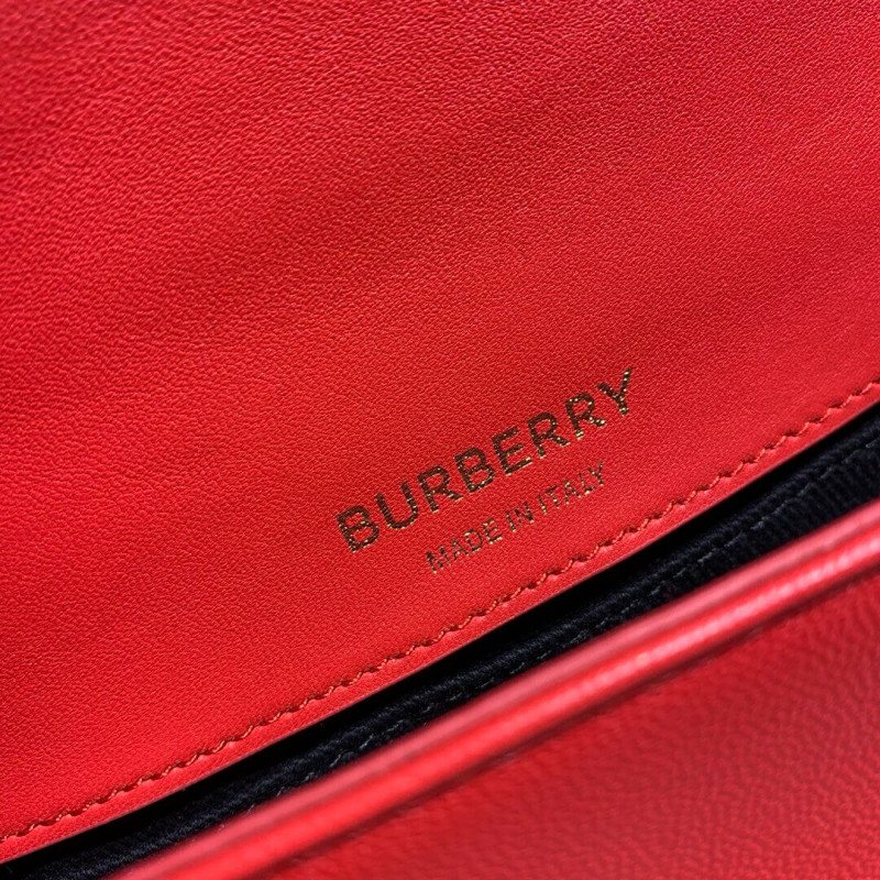 Burberry pequeña Bolsa Lola de piel de cordero acolchado 80208491-6