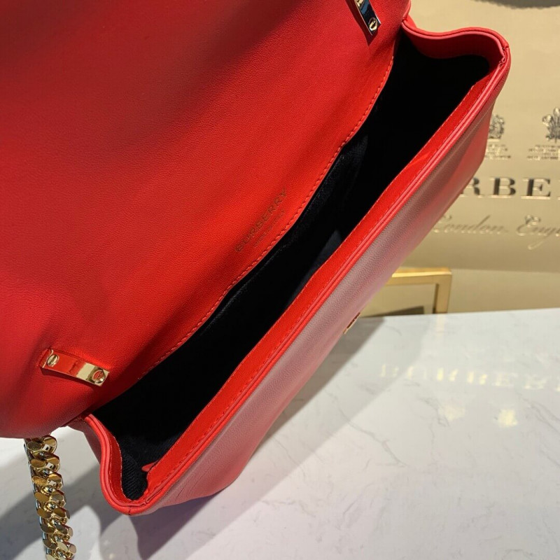 Burberry pequeña Bolsa Lola de piel de cordero acolchado 80208491-8