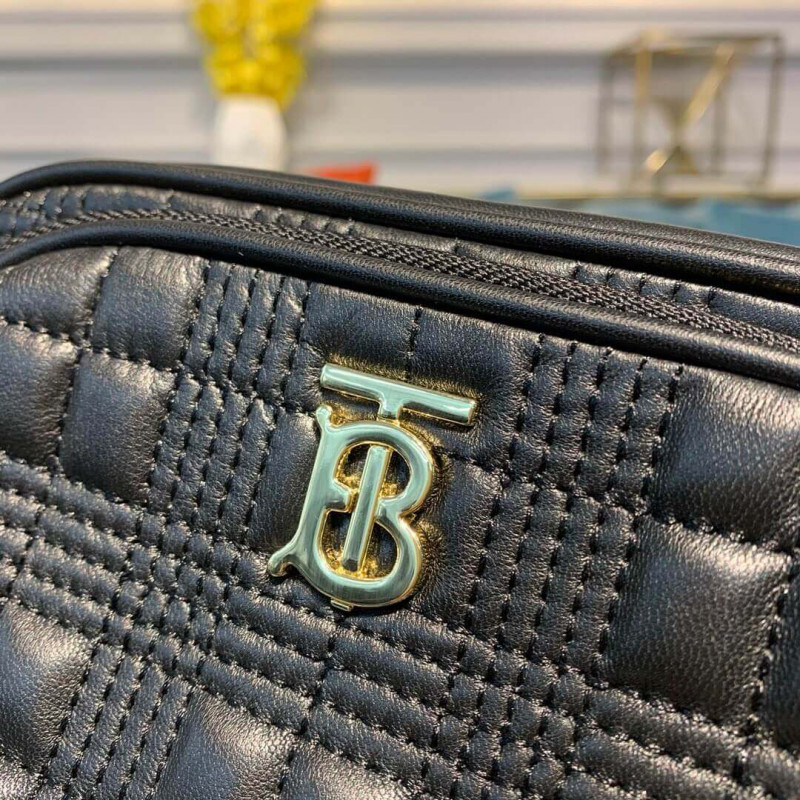 Burberry Small Lambsker Bolsa de piel de camarón 80207571-4