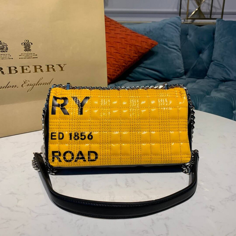 Burberry Small Horseferry Impresión acolchada Lola Bolsa 80213081-1
