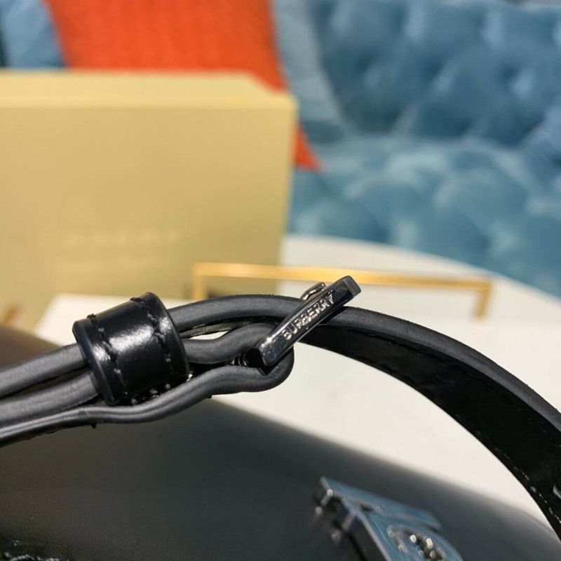 Burberry Mini Leather TB Bolsa 80167981-5