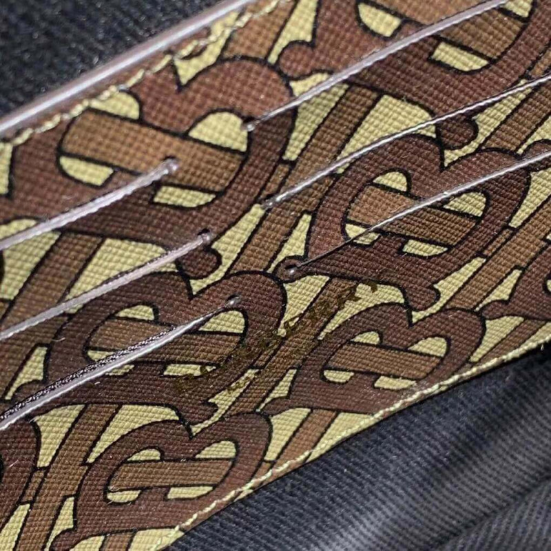 Burberry Monogram Stripe E-Canvas Crossbody Bolsa 80216611-7