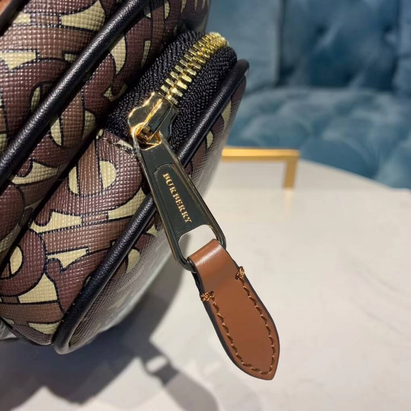 Burberry Monogram Stripe E-Canvas Camera Bolsa 80183621-6