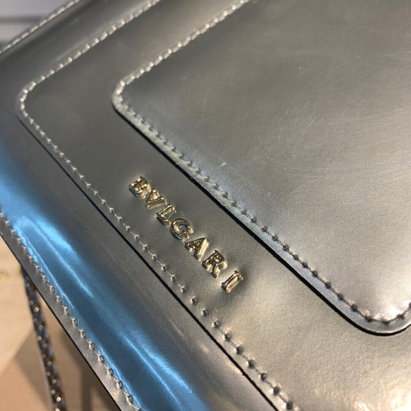 Bvlgari Serpenti Forever 20cm Crossbody Bolsas In Silver Cepilled Metallic 281205-5