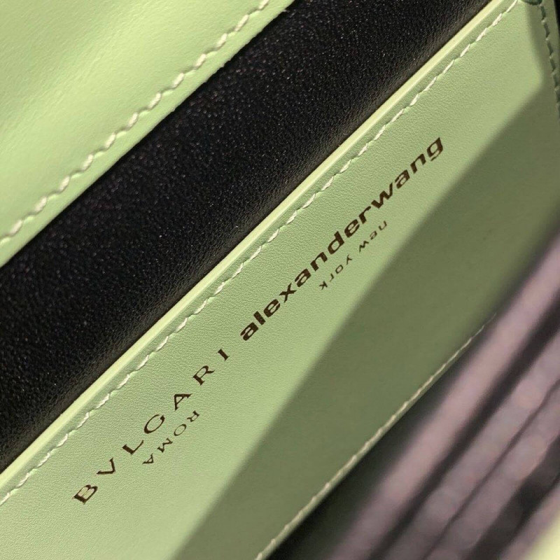 Bvlgari x Alexander Wang Serpenti Bolso de hombro de 24 cm 288740-11