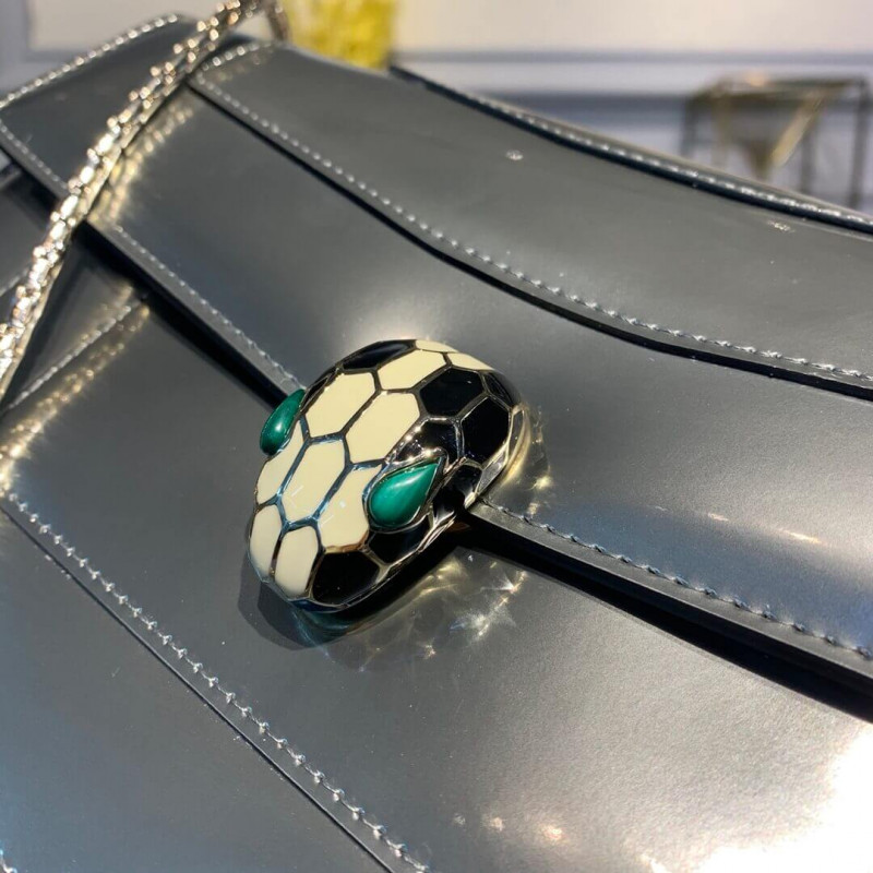 BVLGARI SERPENTI Forever Shoulder Bolsa 28 cm en plata Metálica 35106-4