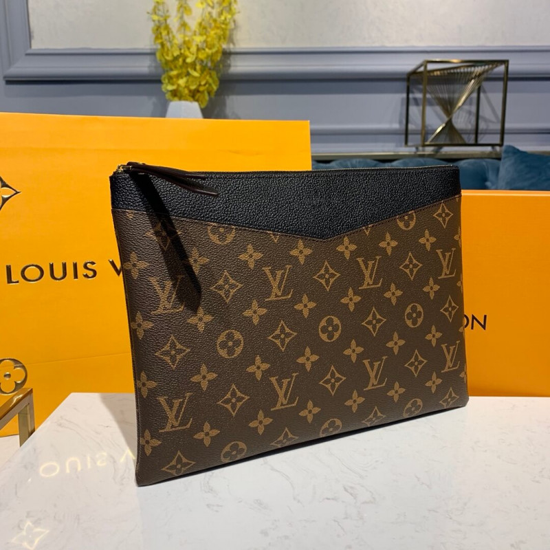 Louis Vuitton Monogram Canvas Daily Pouch M62942-2