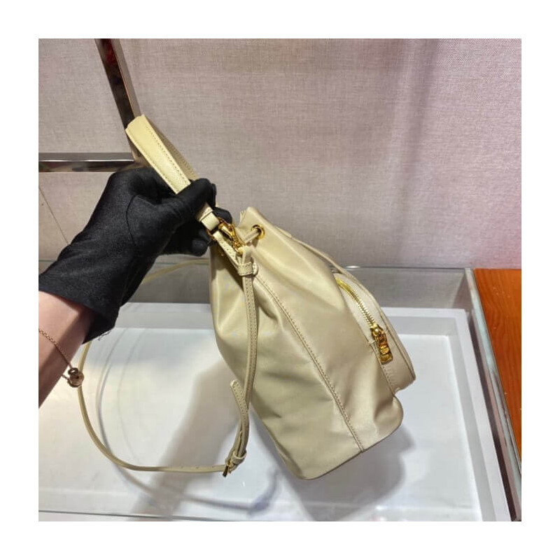 bolso de hombro de cuero de dueto de prada 1BH038-6