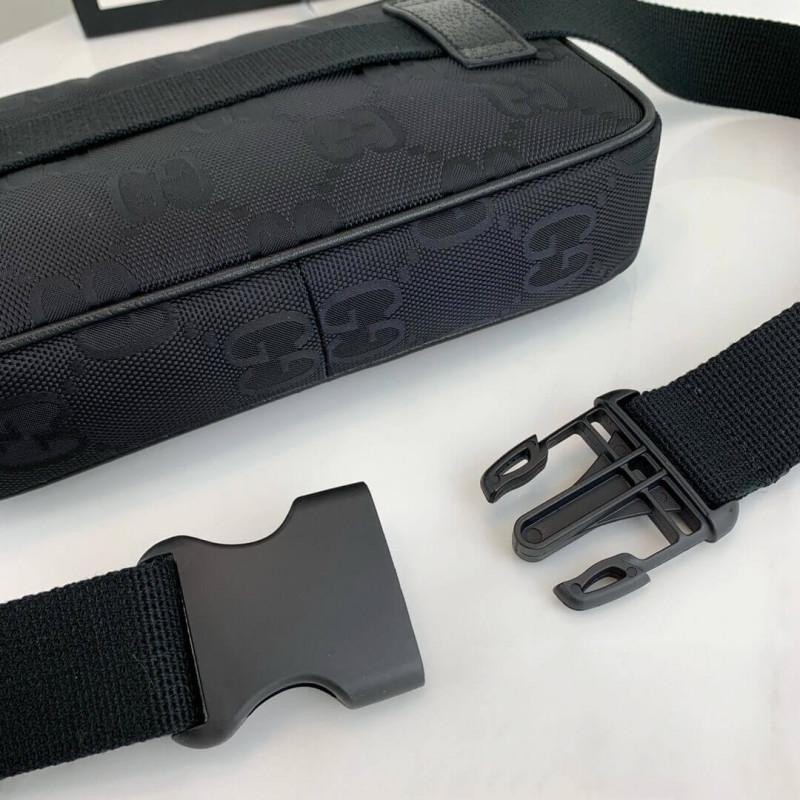Gucci fuera de la bolsa del cinturón de la cuadrícula 631341-11