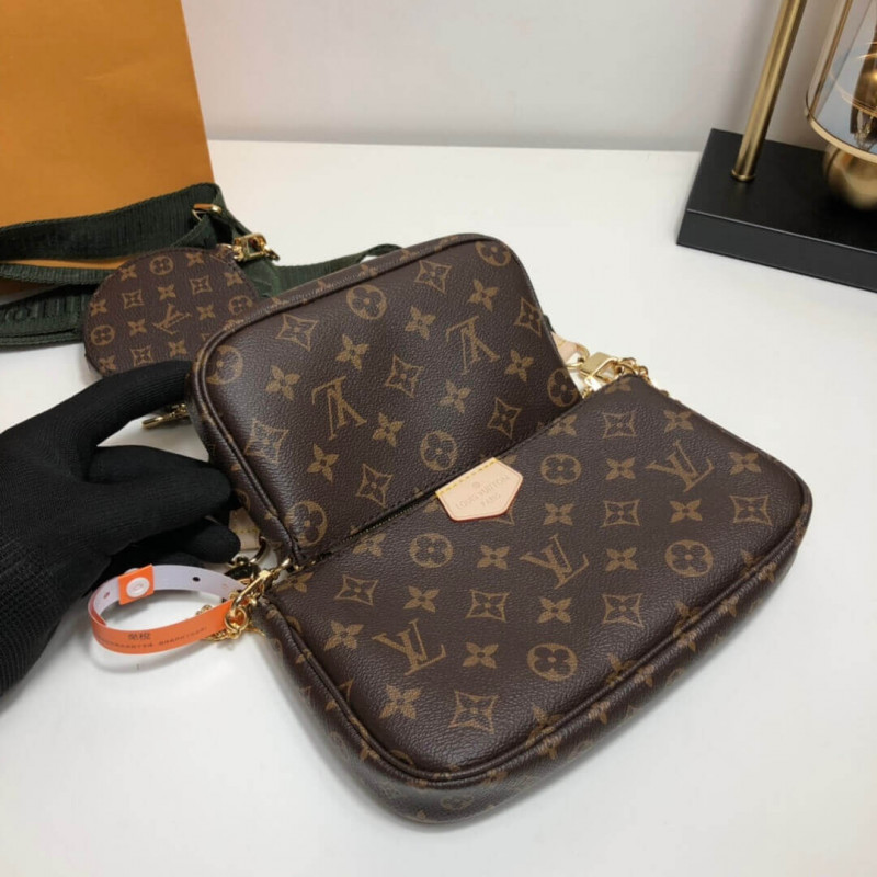 LOUIS VUITTON Multi Pochette Accesorios My LV World Tour M44813-5