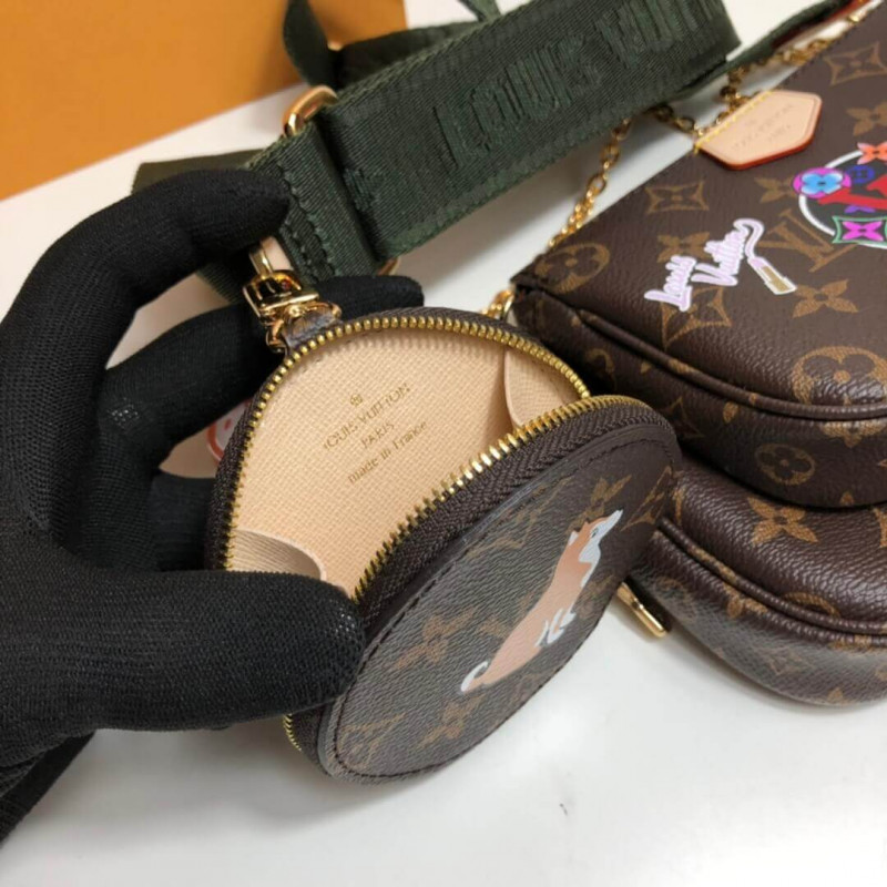LOUIS VUITTON Multi Pochette Accesorios My LV World Tour M44813-8