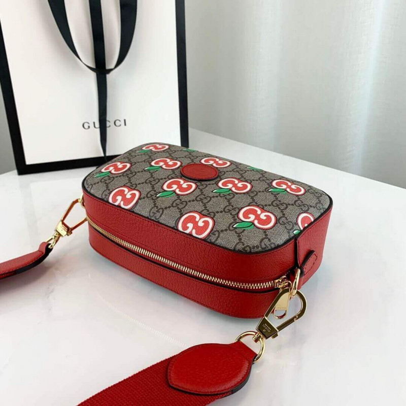 Gucci GG Apple Impreso Bolso de hombro pequeño 574886-6